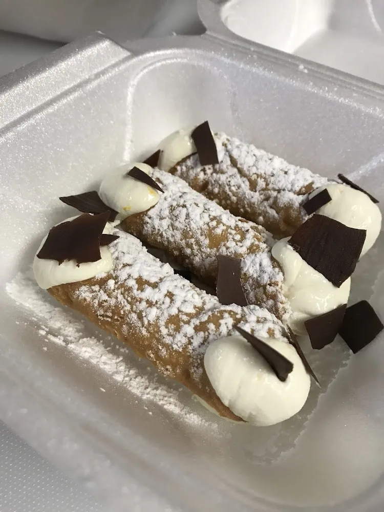Cannoli